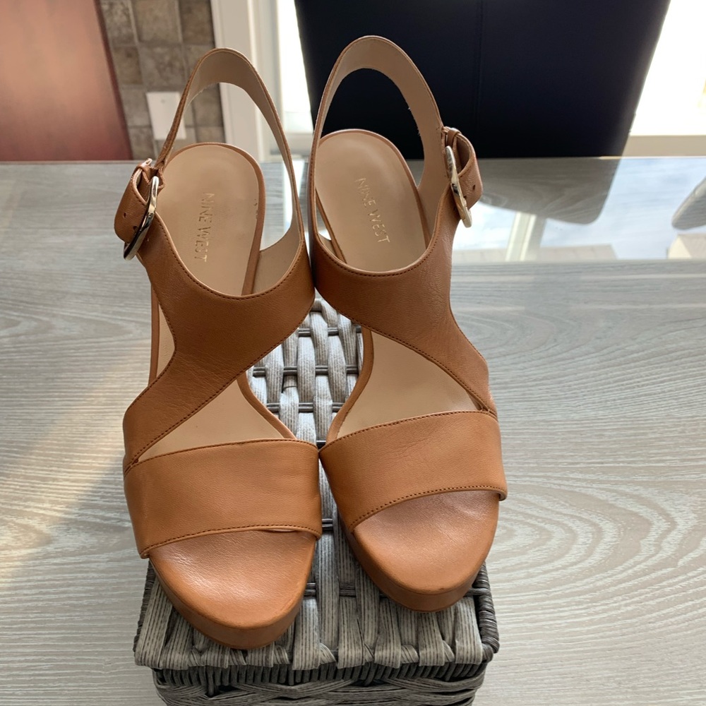 🌸HOST PICK 🌸 Nine wear sandals